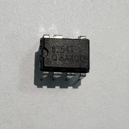 Fais fab mov IC (8254T)